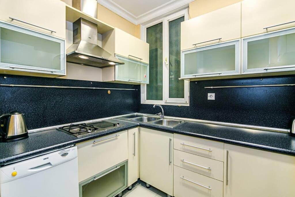 Apartment Azneft Meydani Baku Exterior foto
