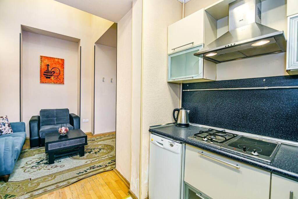 Apartment Azneft Meydani Baku Exterior foto